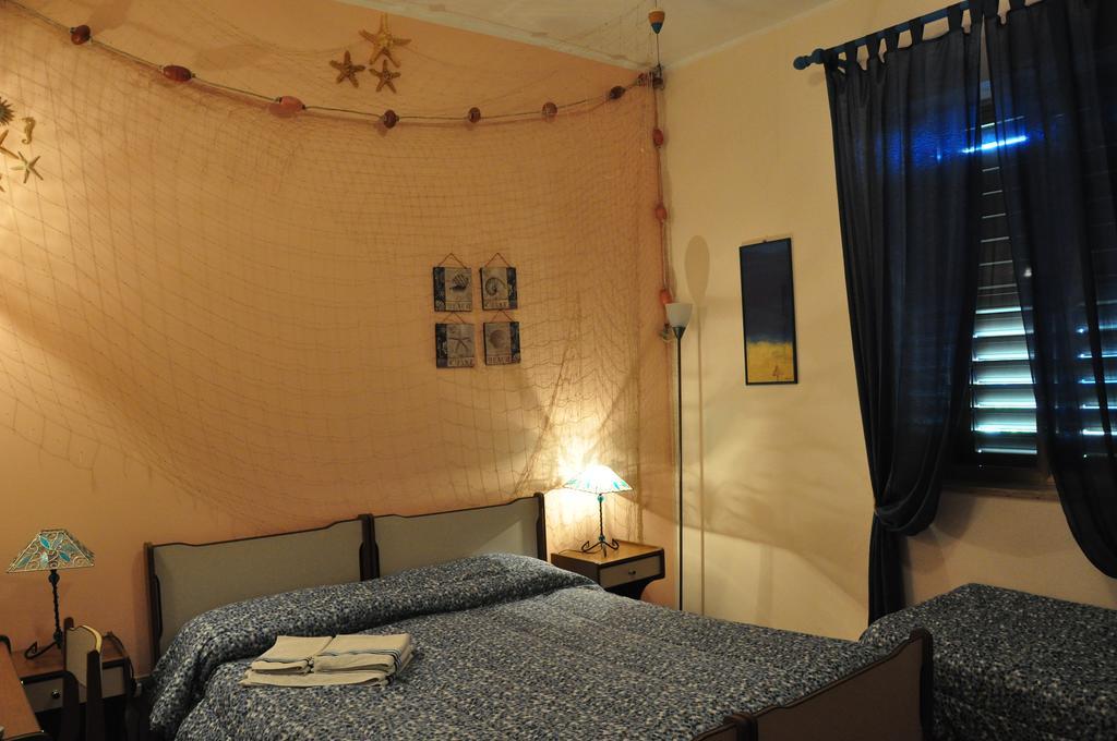 גיארדיני נאקסוס B&B Baia Delle Sirene חדר תמונה